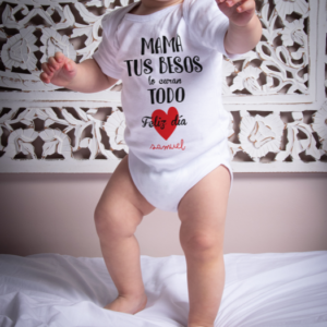 Body o Camiseta personalizada Mamá tus besos