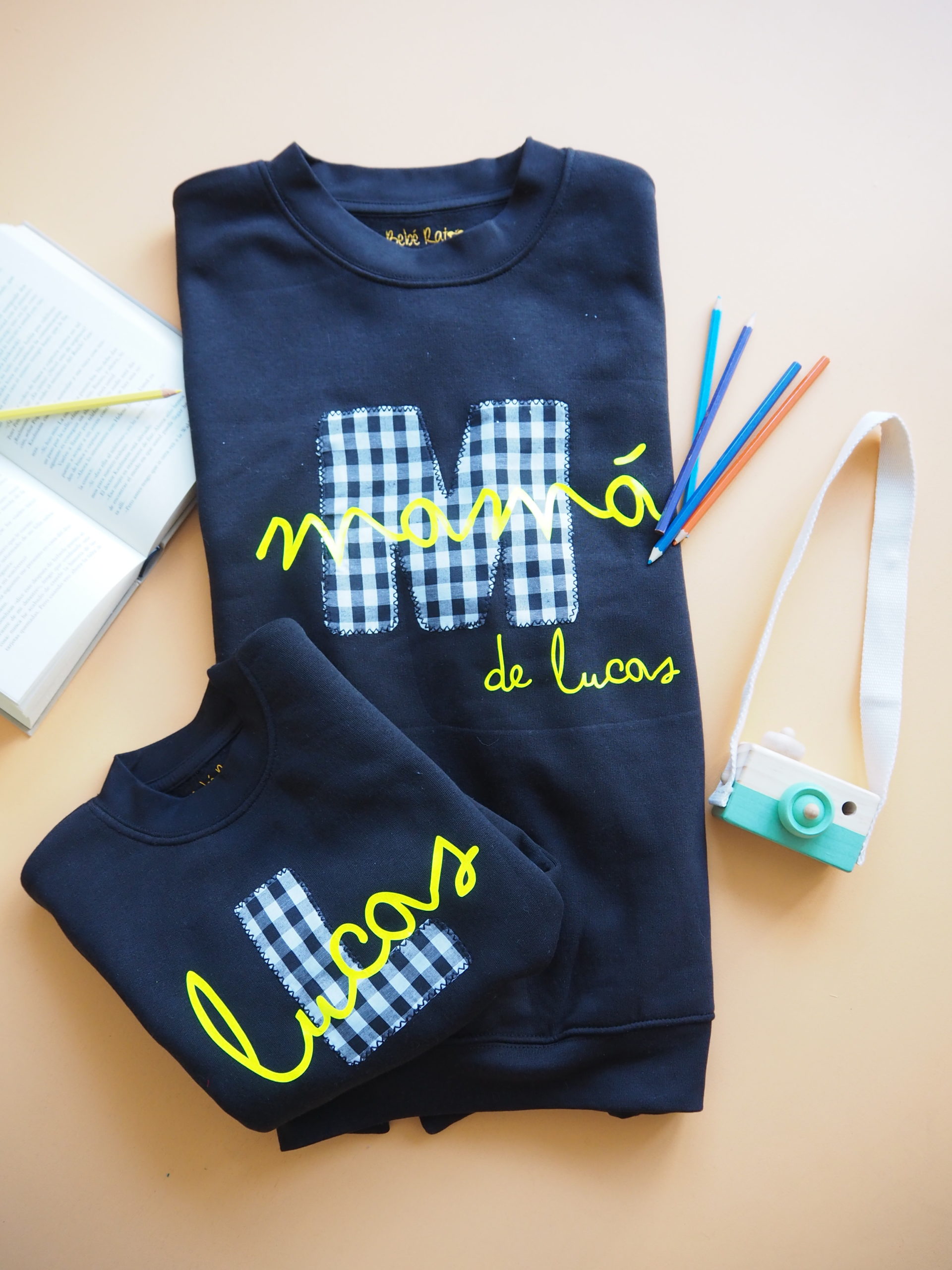 Pack familiar sudadera personalizada Navidad (adulto + niño) - Imagen 4
