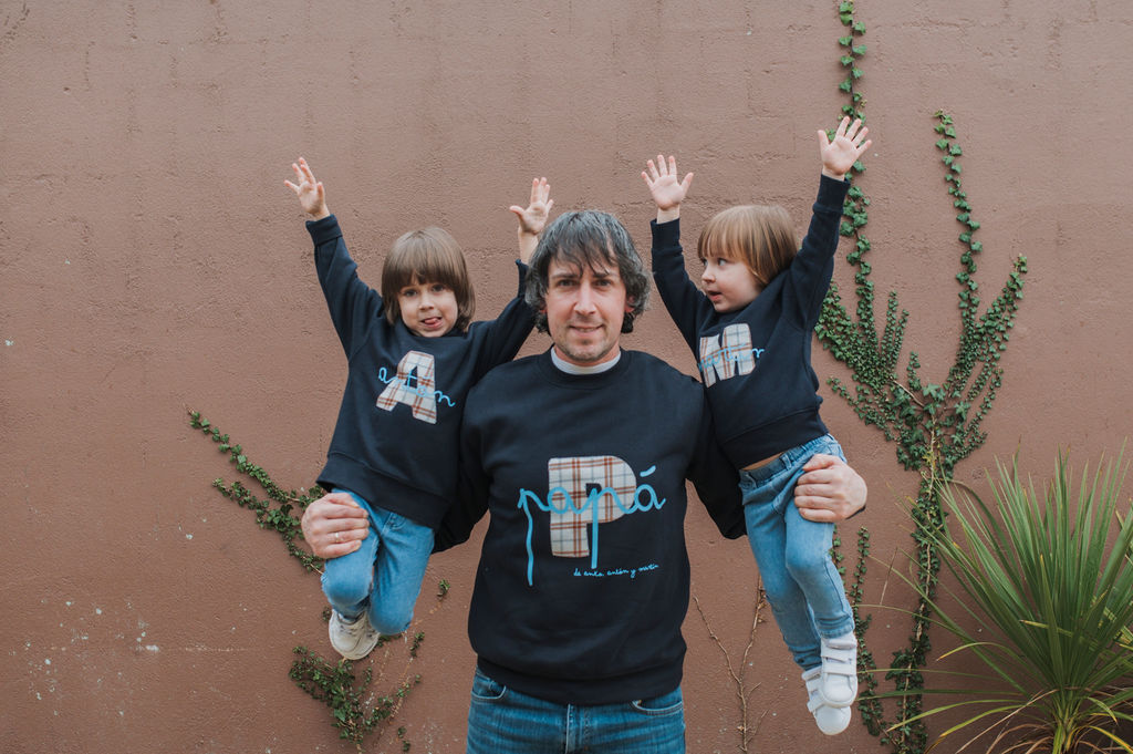 SUDADERA ADULTO PERSONALIZADA PARA PAPÁ, MAMÁ, ABUELOS Y PADRINOS .. - Imagen 4