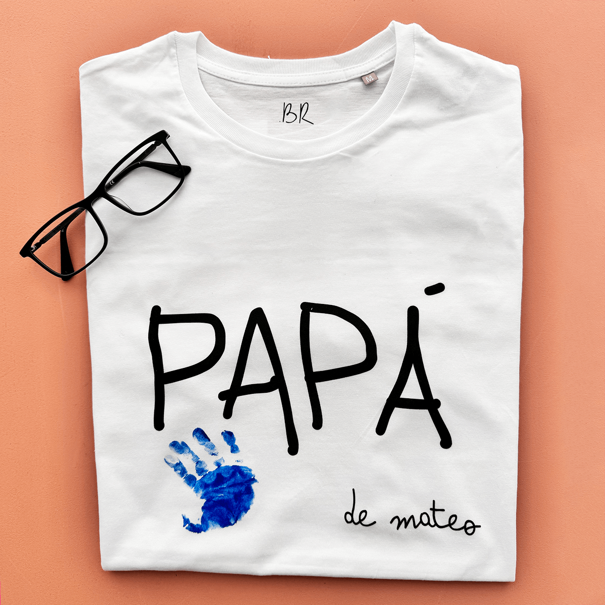Camiseta Personalizada Papá / Mamá Mano o Pie Real - Imagen 2