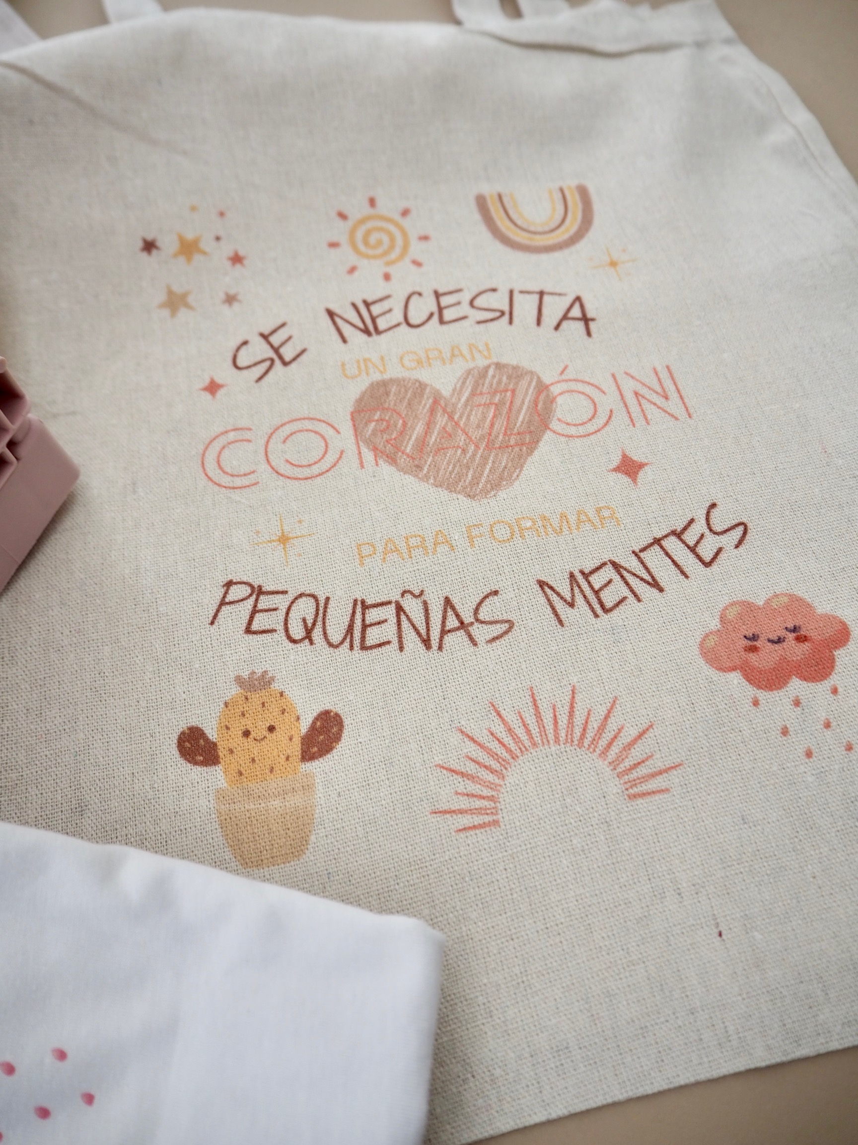 Pack Profe Personalizado (Tote Bag + Taza + Botella+ Libreta) - Imagen 3