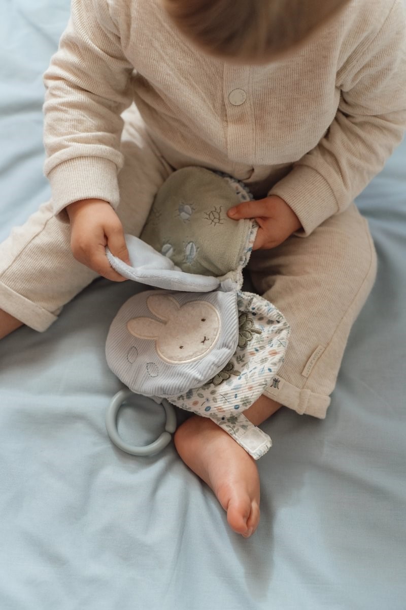 Librito Blando Actividades Anilla Miffy Leaves Little Dutch - Imagen 2
