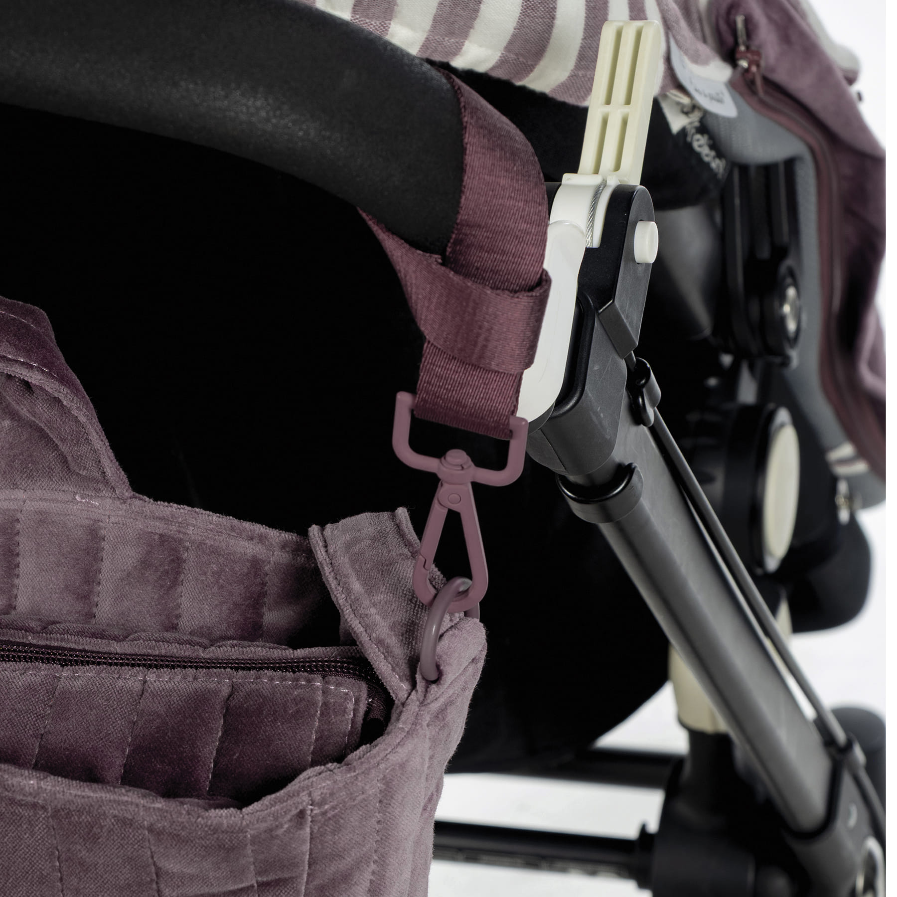 Bolsa Canastilla Cherry Velvet - Imagen 10
