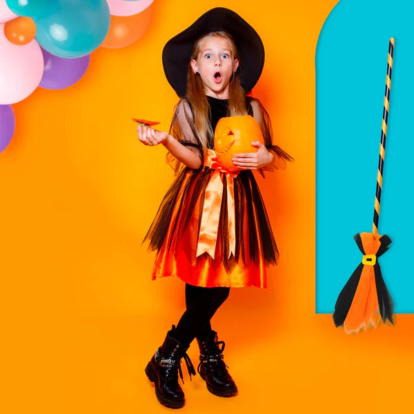 Escoba Bruja Halloween Naranja - Imagen 3
