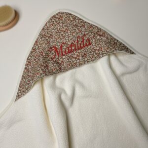 Capa de Baño Bebé Personalizable · Colección Amandé