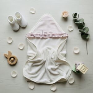 Capa de Baño Bebé Personalizable · Colección Cherie