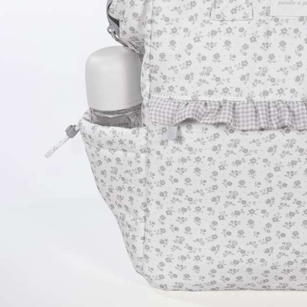 Mochila Little Bloom Flor Gris - Imagen 7