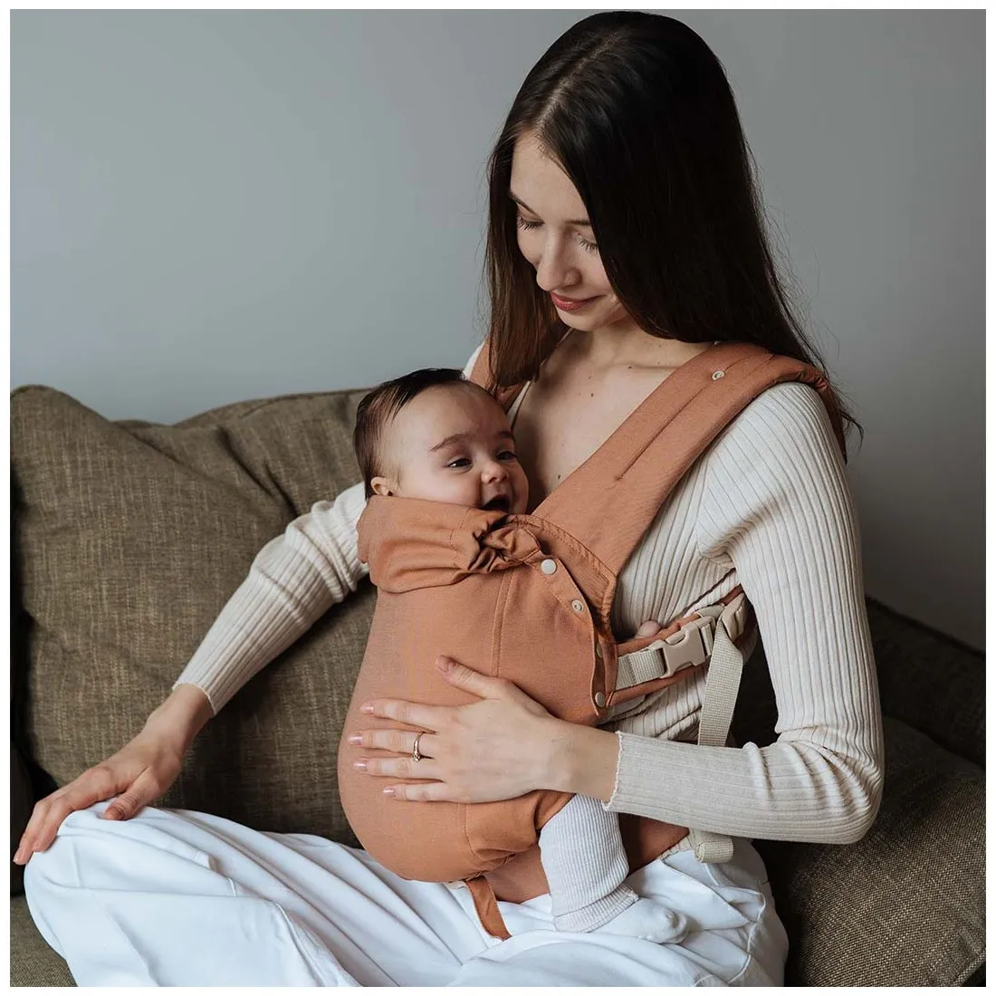 Mochila Portabebés Primo Love&Carry Apricot - Imagen 4